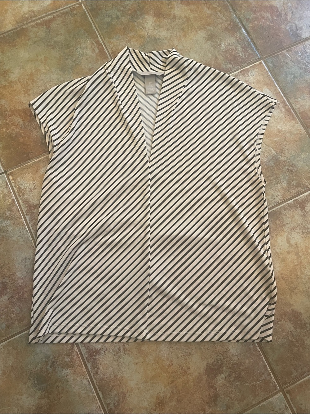 H&M Beige Top with Black Diagonal Stripes